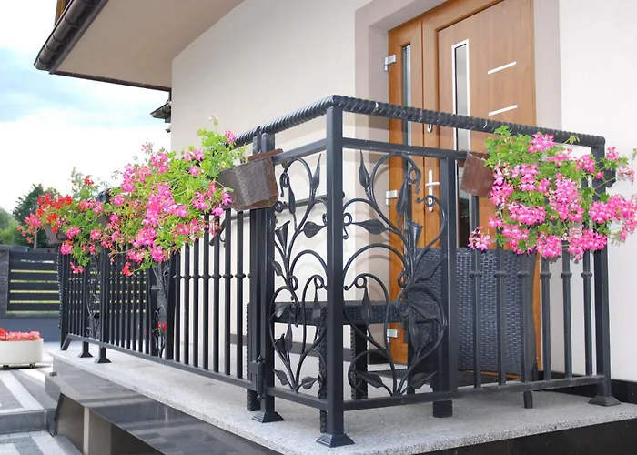 Villa-czarna Turnia Alojamento de Acomodação e Pequeno-almoço 3*