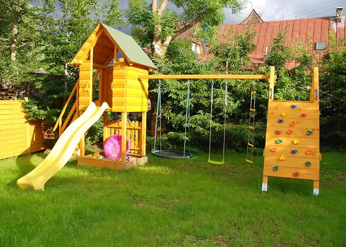 Alojamento de Acomodação e Pequeno-almoço Villa-czarna Turnia 3*